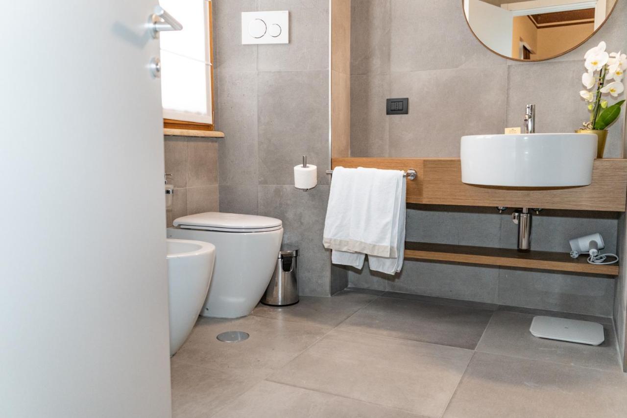Castel Sant'Angelo Luxury Rooms & Tour Roma Esterno foto