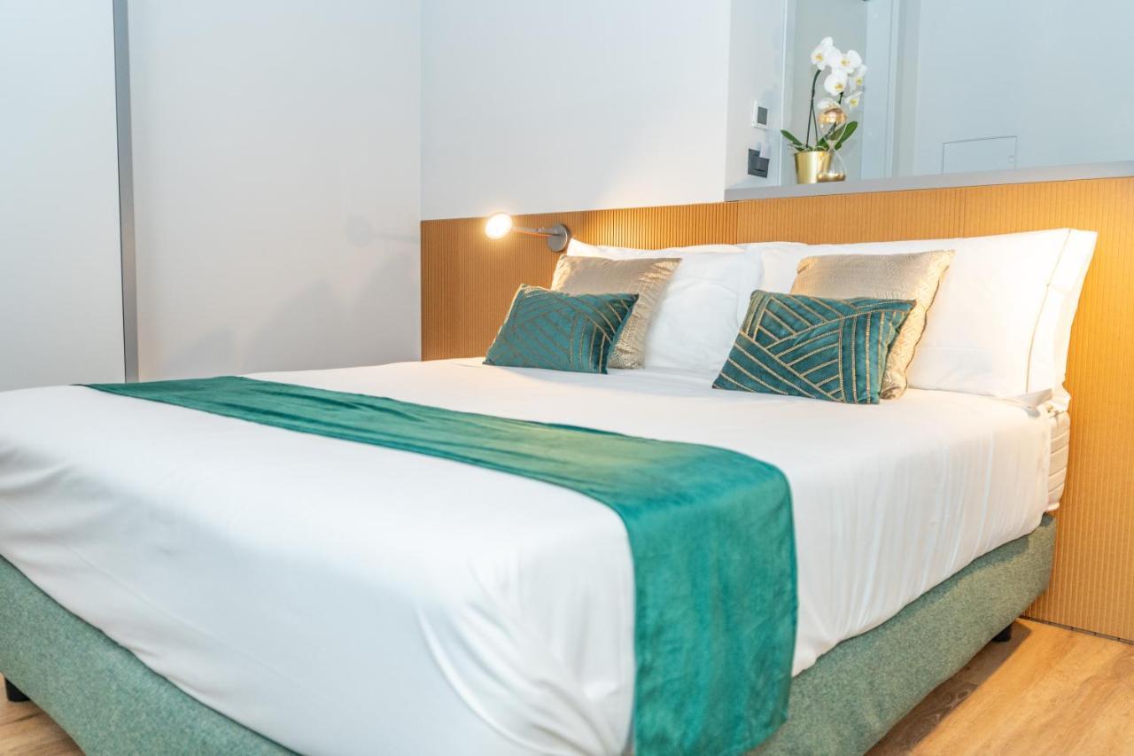 Castel Sant'Angelo Luxury Rooms & Tour Roma Esterno foto
