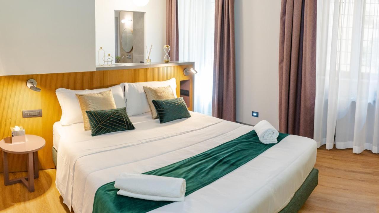 Castel Sant'Angelo Luxury Rooms & Tour Roma Esterno foto